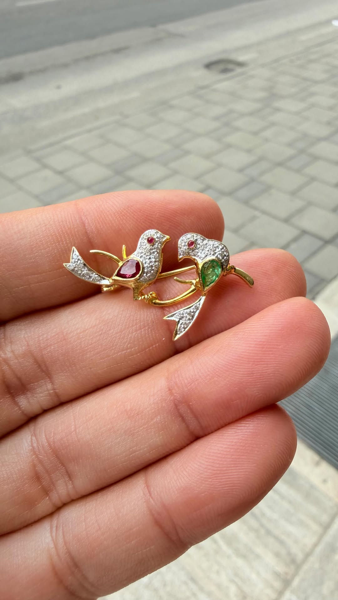 Spilë dhe Medaljon